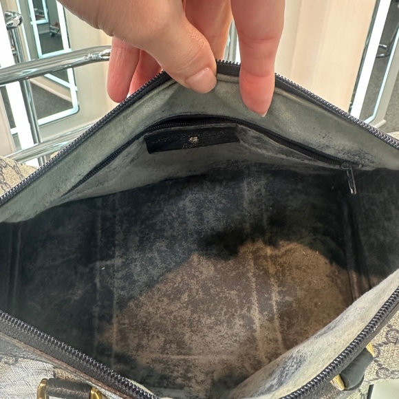Vintage Gucci Bag - Picture 10 of 11